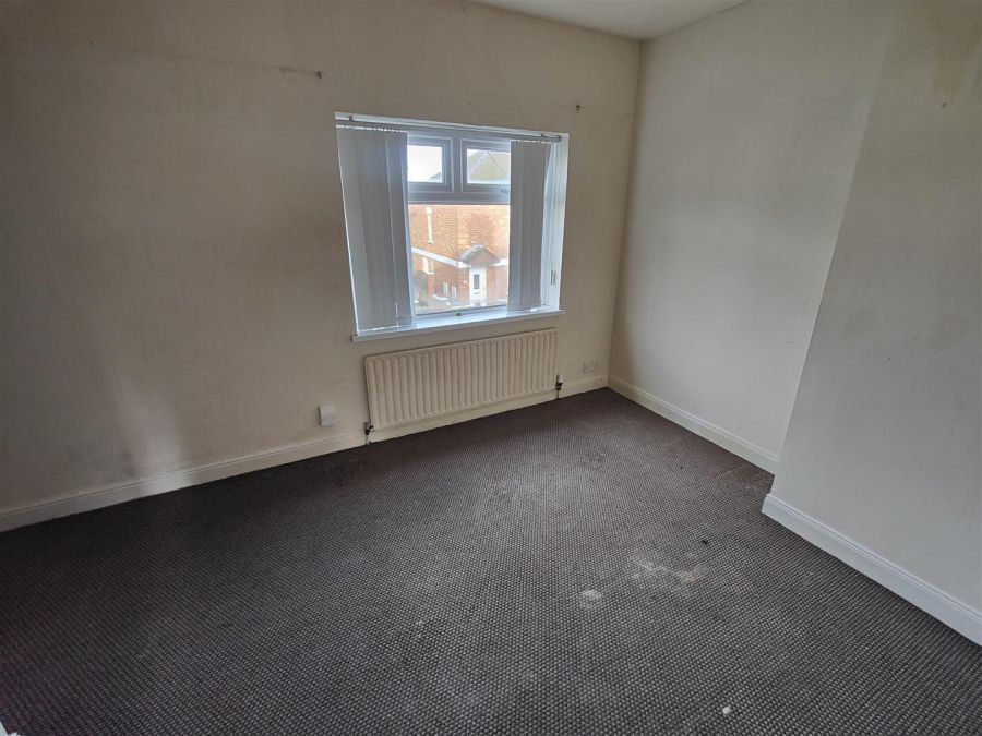 32 Dhu Varren Crescent