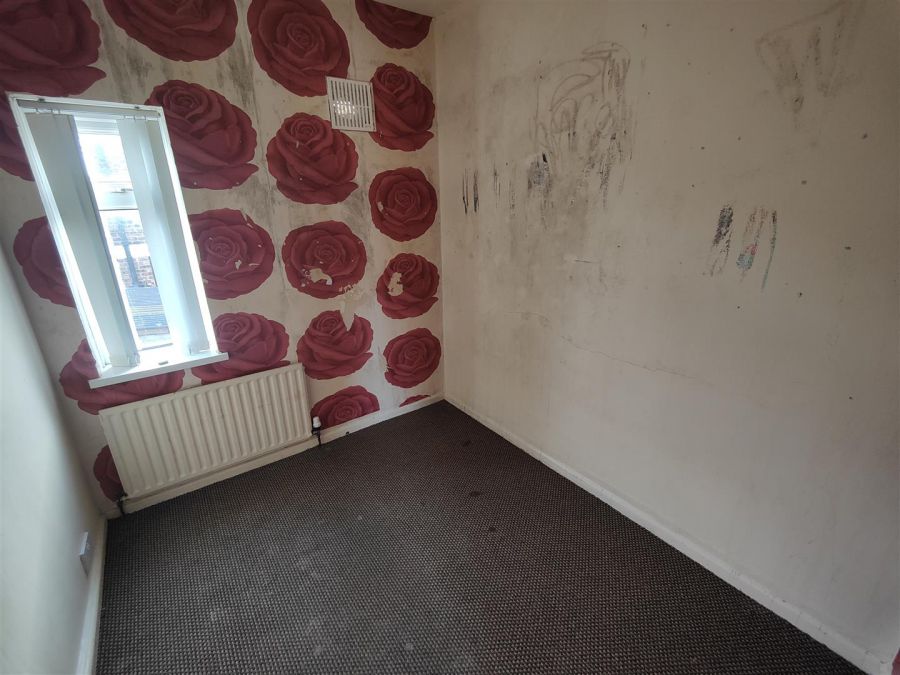 32 Dhu Varren Crescent