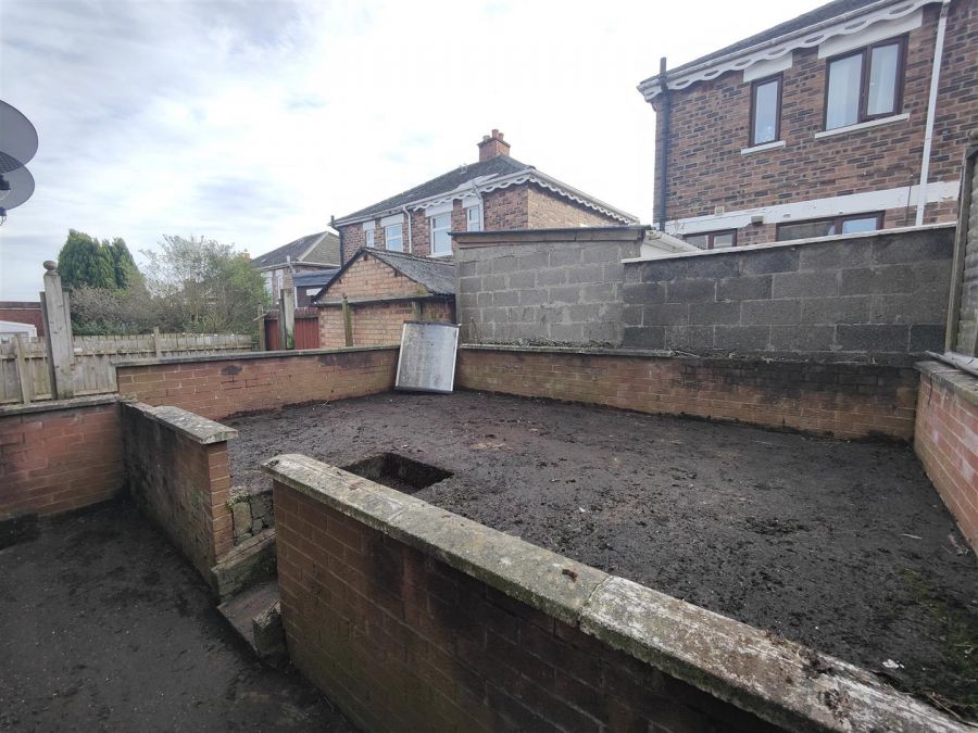 32 Dhu Varren Crescent