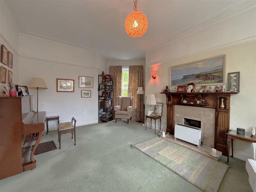 1 Ashley Gardens
