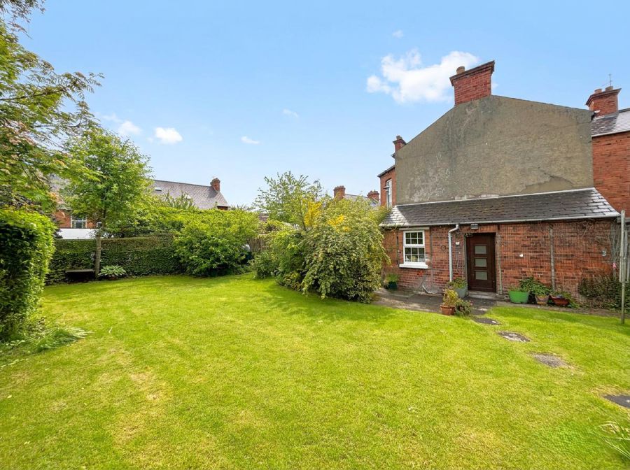 1 Ashley Gardens