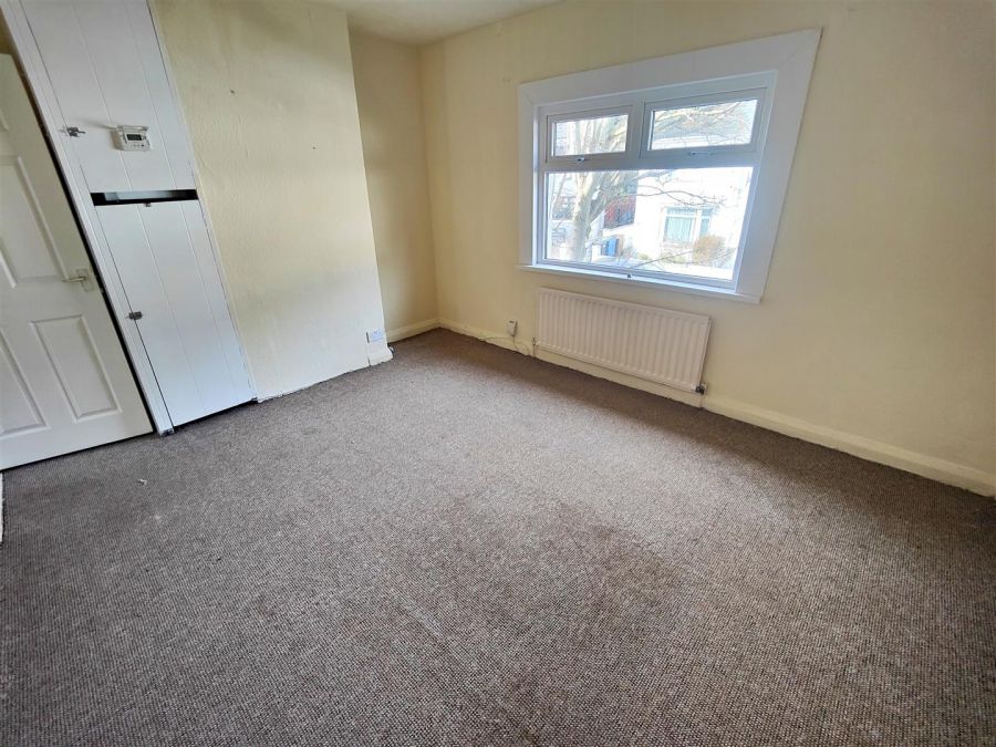 15 Fortwilliam Crescent