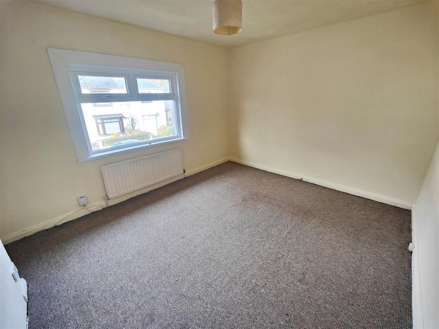 15 Fortwilliam Crescent