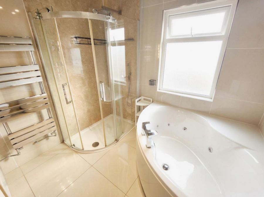 162 Ballygomartin Road