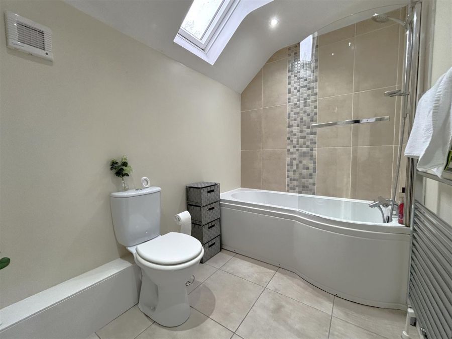 Apt 5, 11 Mill Valley Gardens