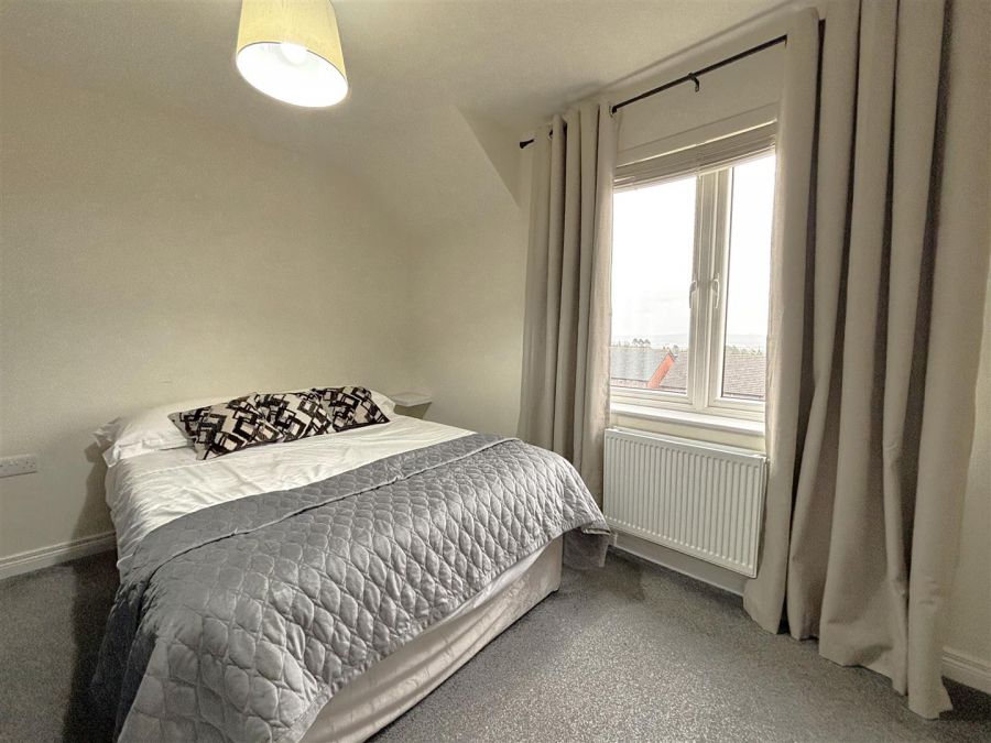 Apt 5, 11 Mill Valley Gardens