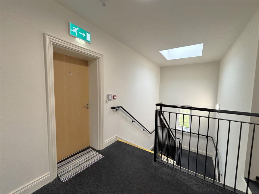 Apt 5, 11 Mill Valley Gardens