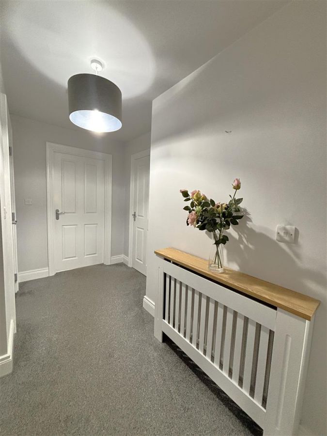 Apt 5, 11 Mill Valley Gardens