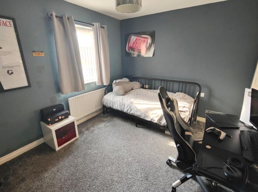 9 Blackdam Close