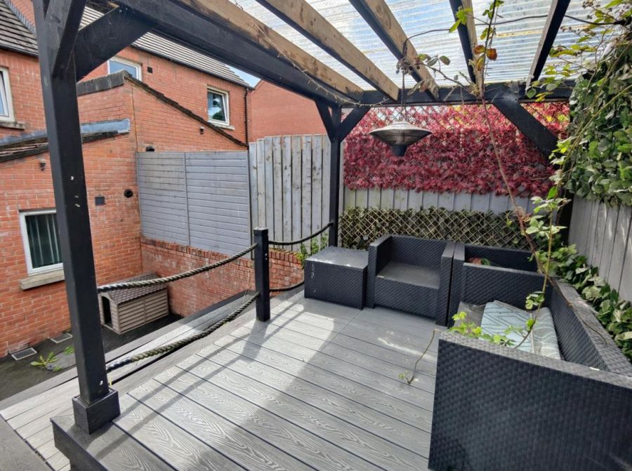 9 Blackdam Close