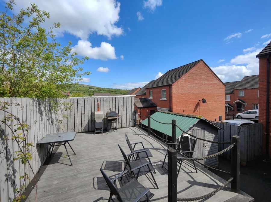 9 Blackdam Close