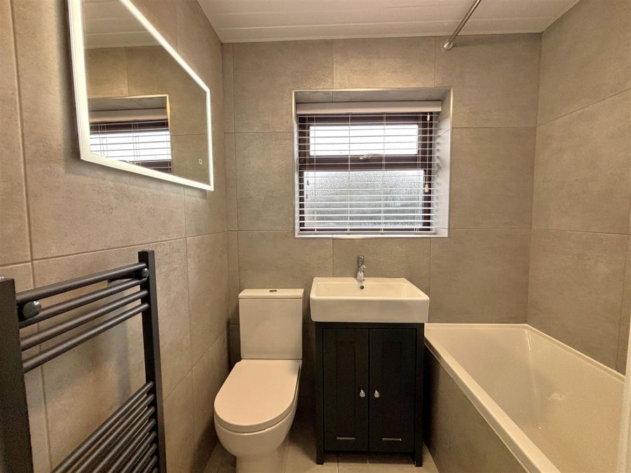 Flat 14, 87 West Circular Road