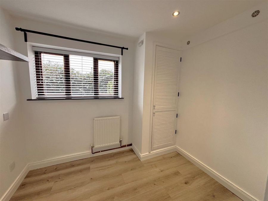 Flat 14, 87 West Circular Road