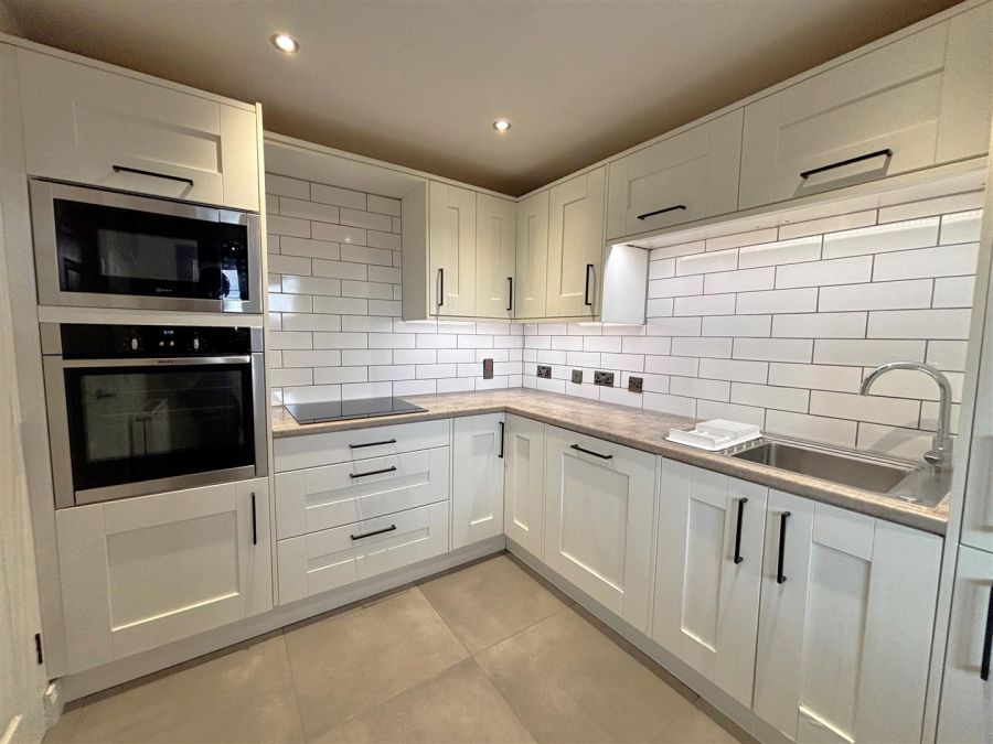 Flat 14, 87 West Circular Road