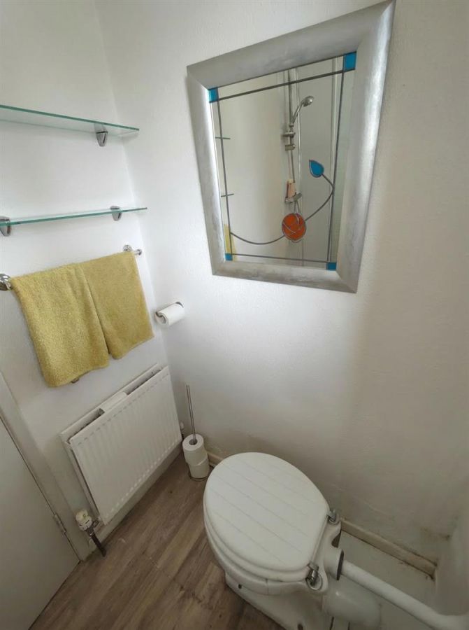 53C Sunningdale Gardens