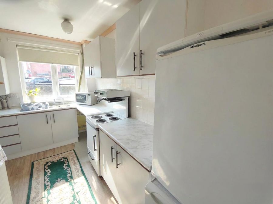 53C Sunningdale Gardens