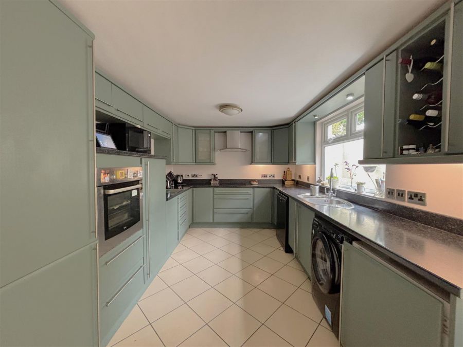 14 Linden Gardens