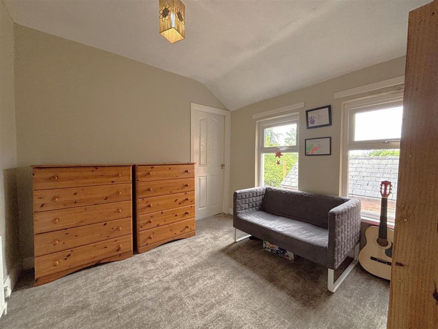 14 Linden Gardens