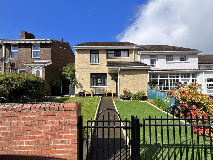 76 Farringdon Gardens