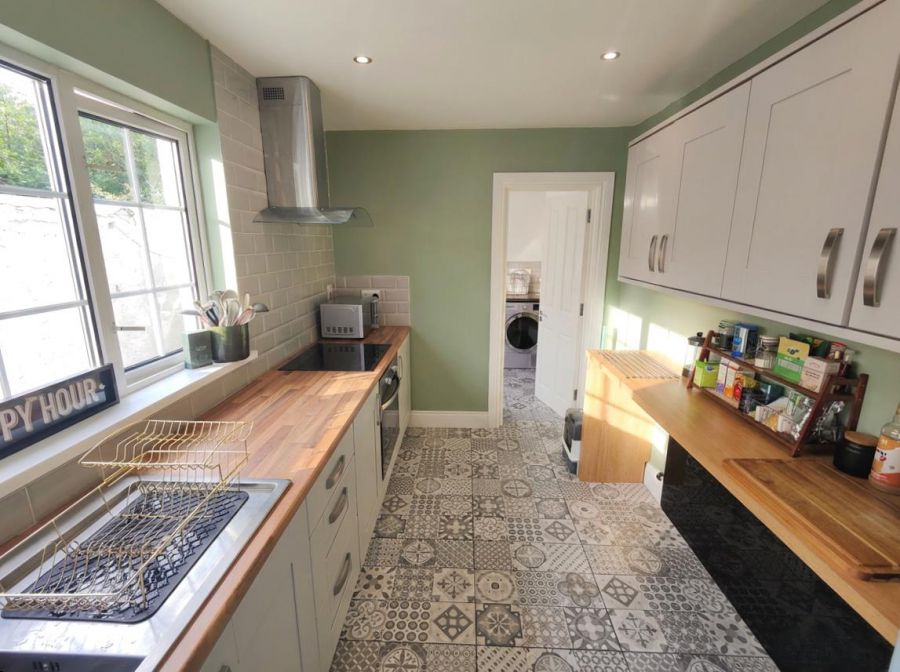 36 Ballygomartin Road