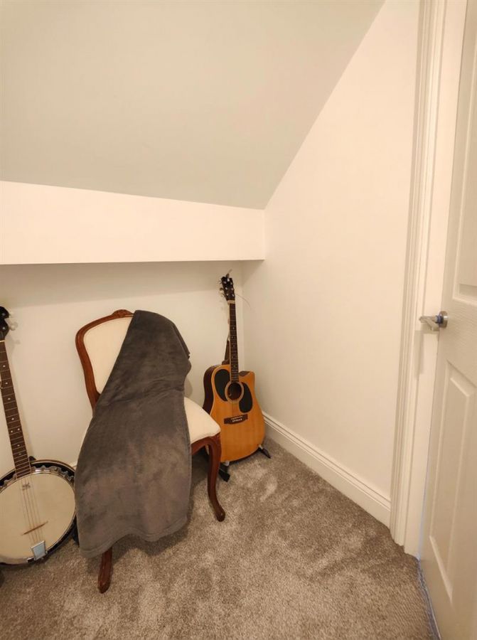 36 Ballygomartin Road