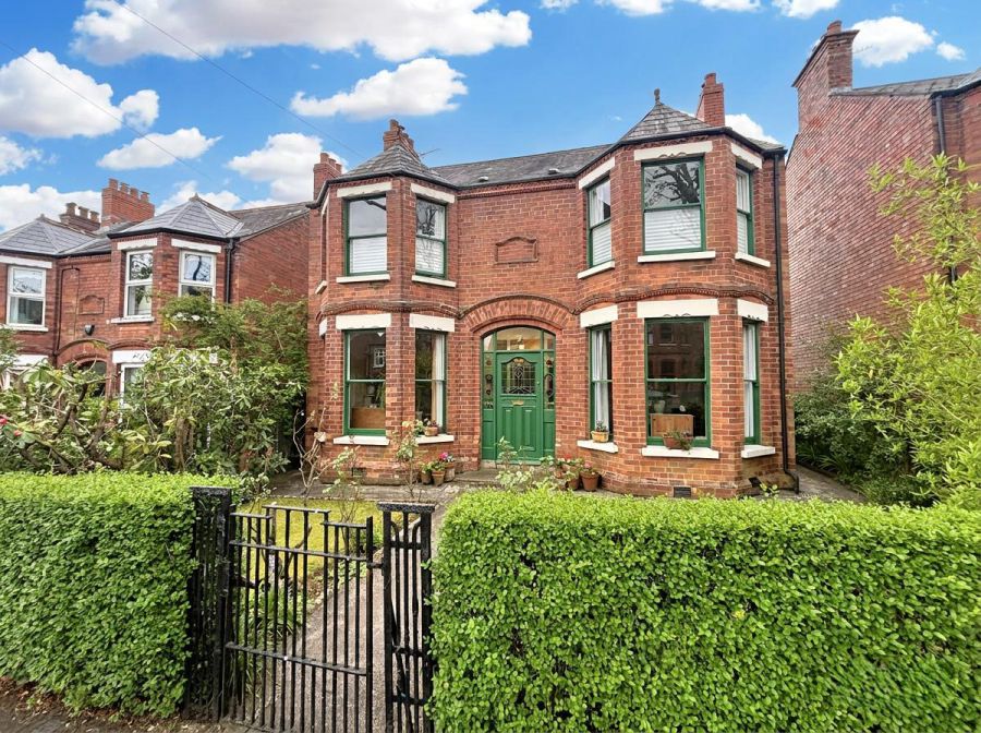 7 Knutsford Drive