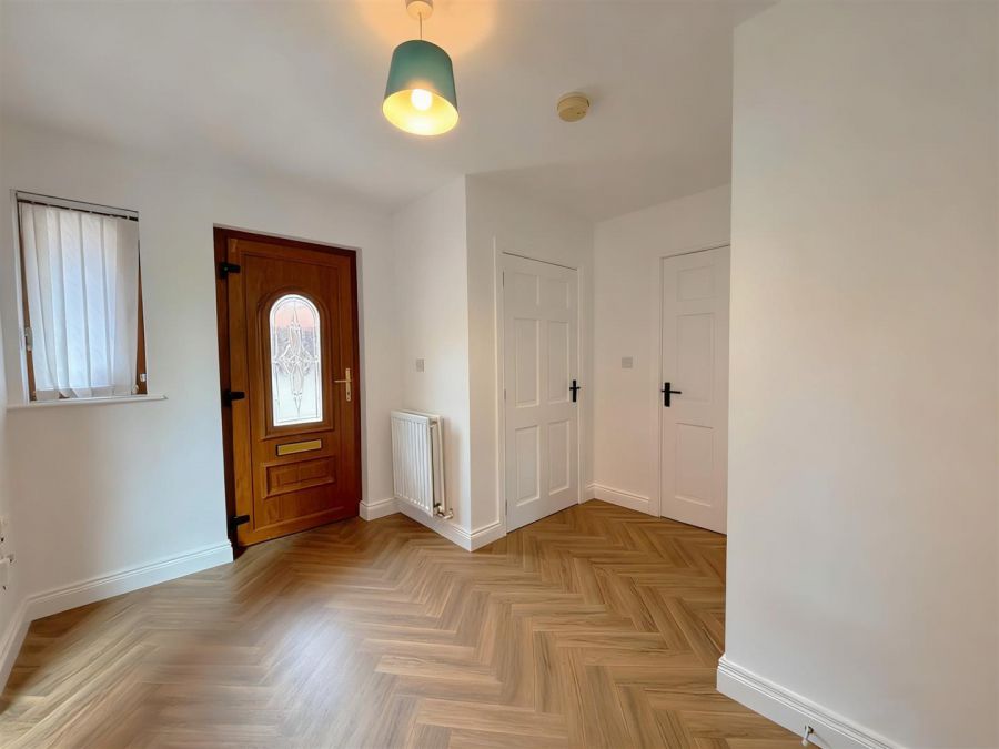 18 Altnagarron Mews