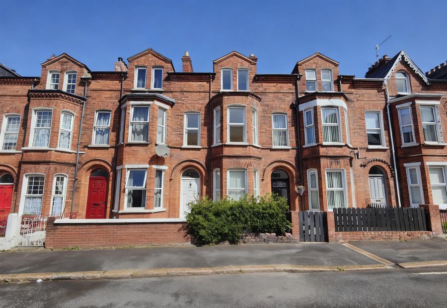 27 Willowbank Gardens