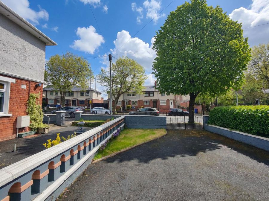 121 Twaddell Avenue