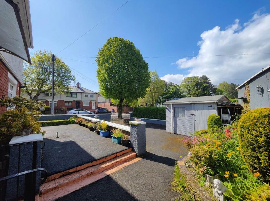 121 Twaddell Avenue