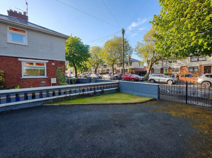 121 Twaddell Avenue