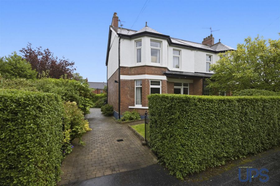 2 Merryfield Drive
