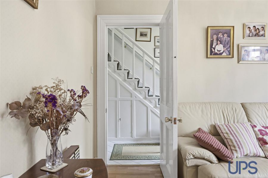 2 Merryfield Drive