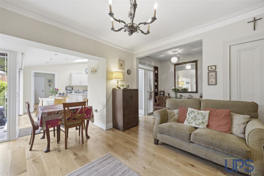 2 Merryfield Drive