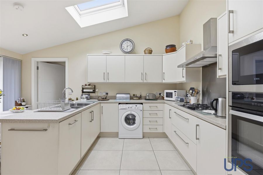 2 Merryfield Drive