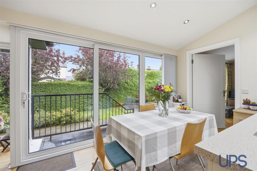 2 Merryfield Drive