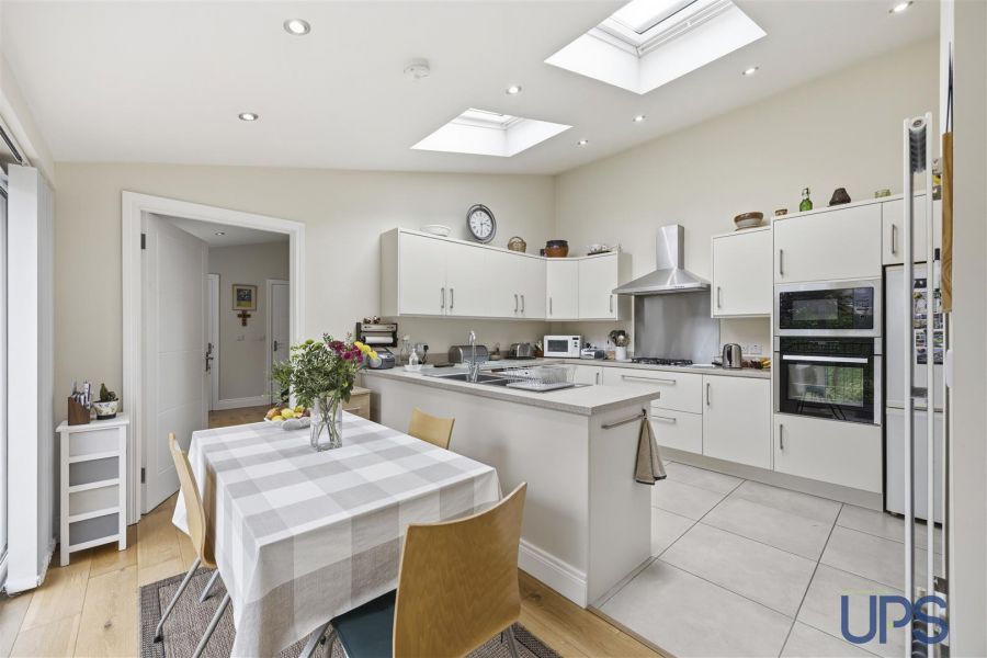 2 Merryfield Drive