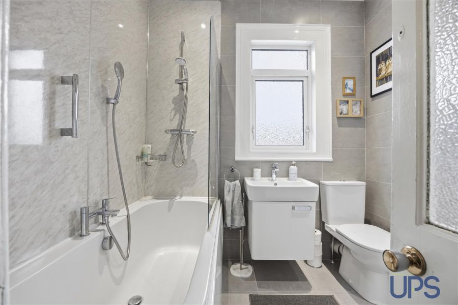 2 Merryfield Drive