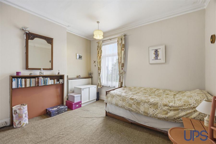2 Merryfield Drive