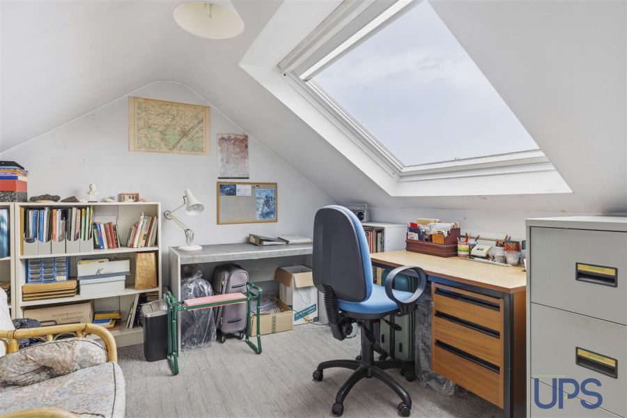 2 Merryfield Drive