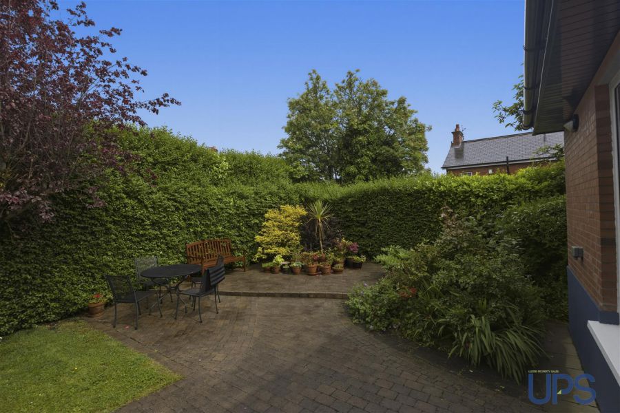 2 Merryfield Drive
