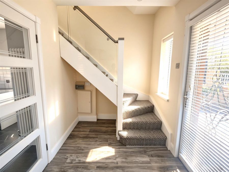 35 West Circular Crescent