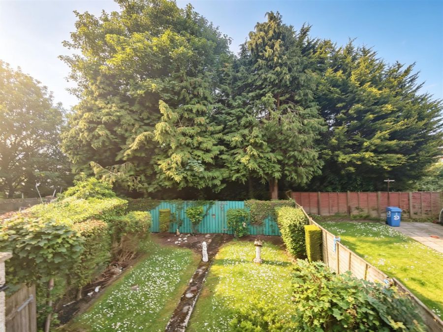 18 Dunlambert Park