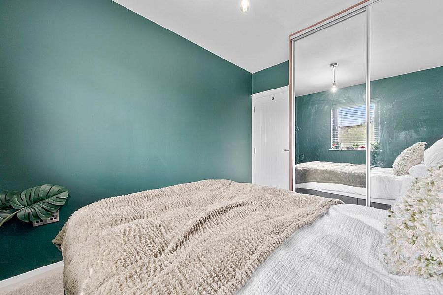 13 Willowfield Crescent