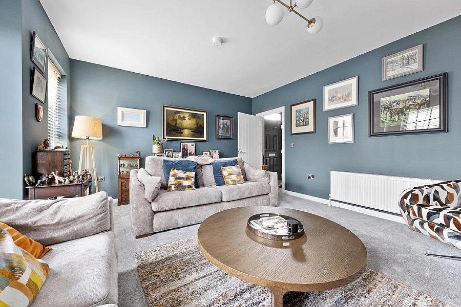 13 Willowfield Crescent