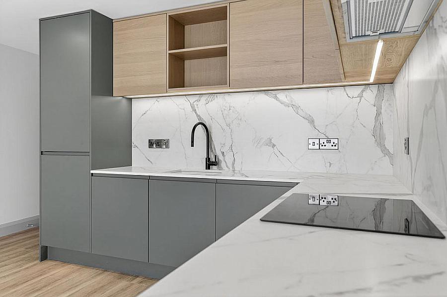 11 Six West, 12-19 The Promenade