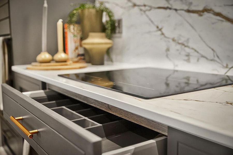 18 Six West, 12-19 The Promenade