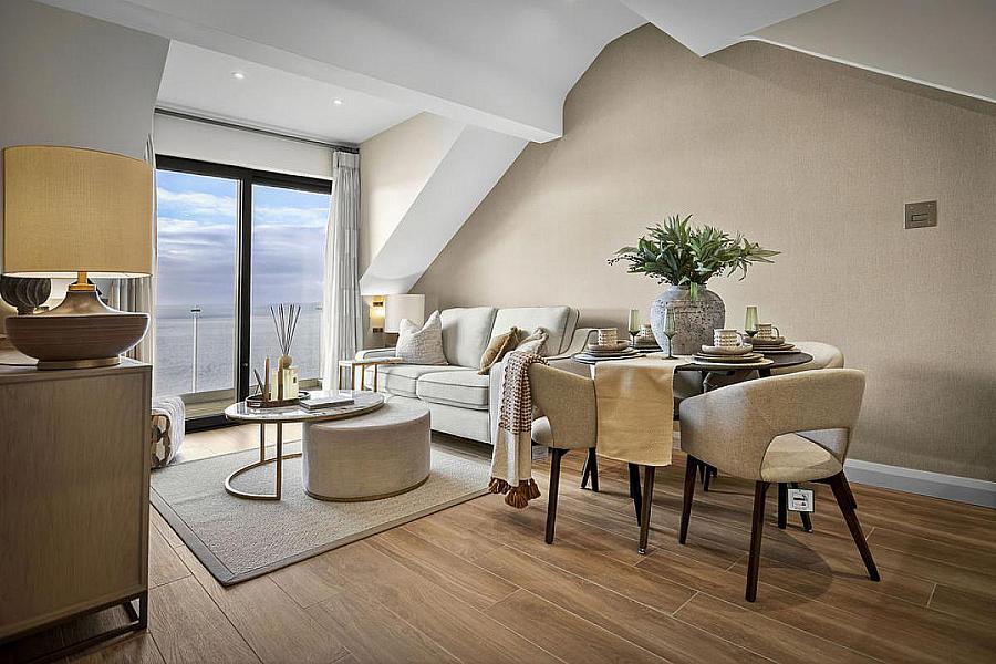 18 Six West, 12-19 The Promenade