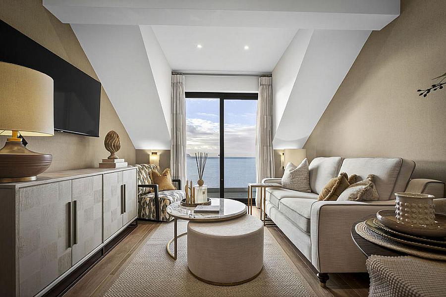 18 Six West, 12-19 The Promenade