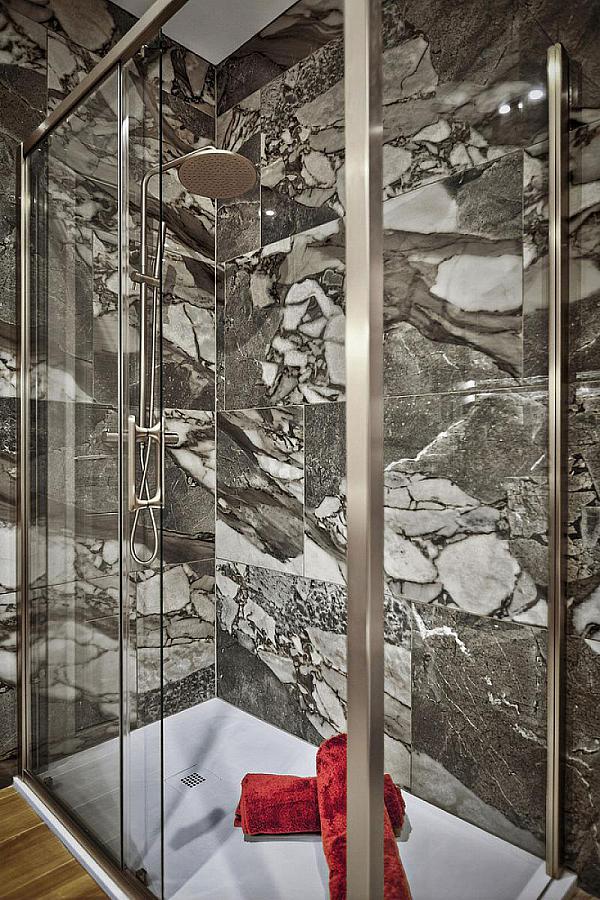 18 Six West, 12-19 The Promenade